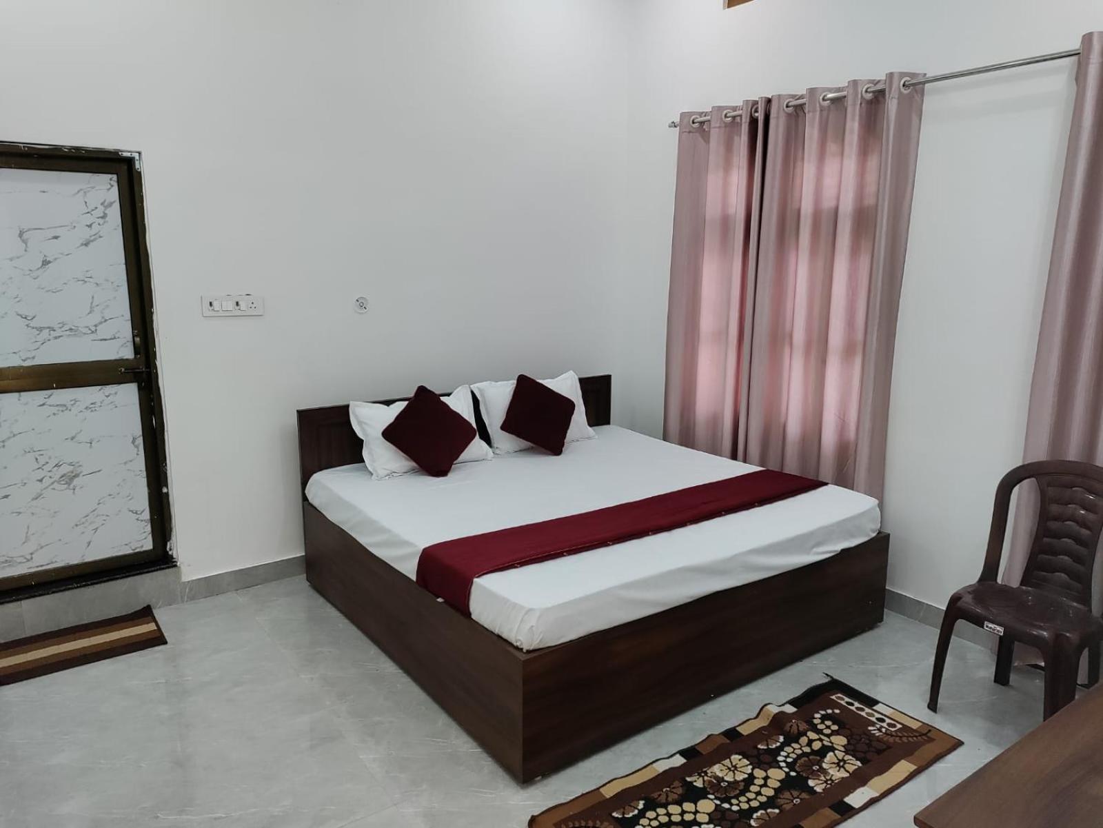 The Ashoka Palace Ayodhya Экстерьер фото